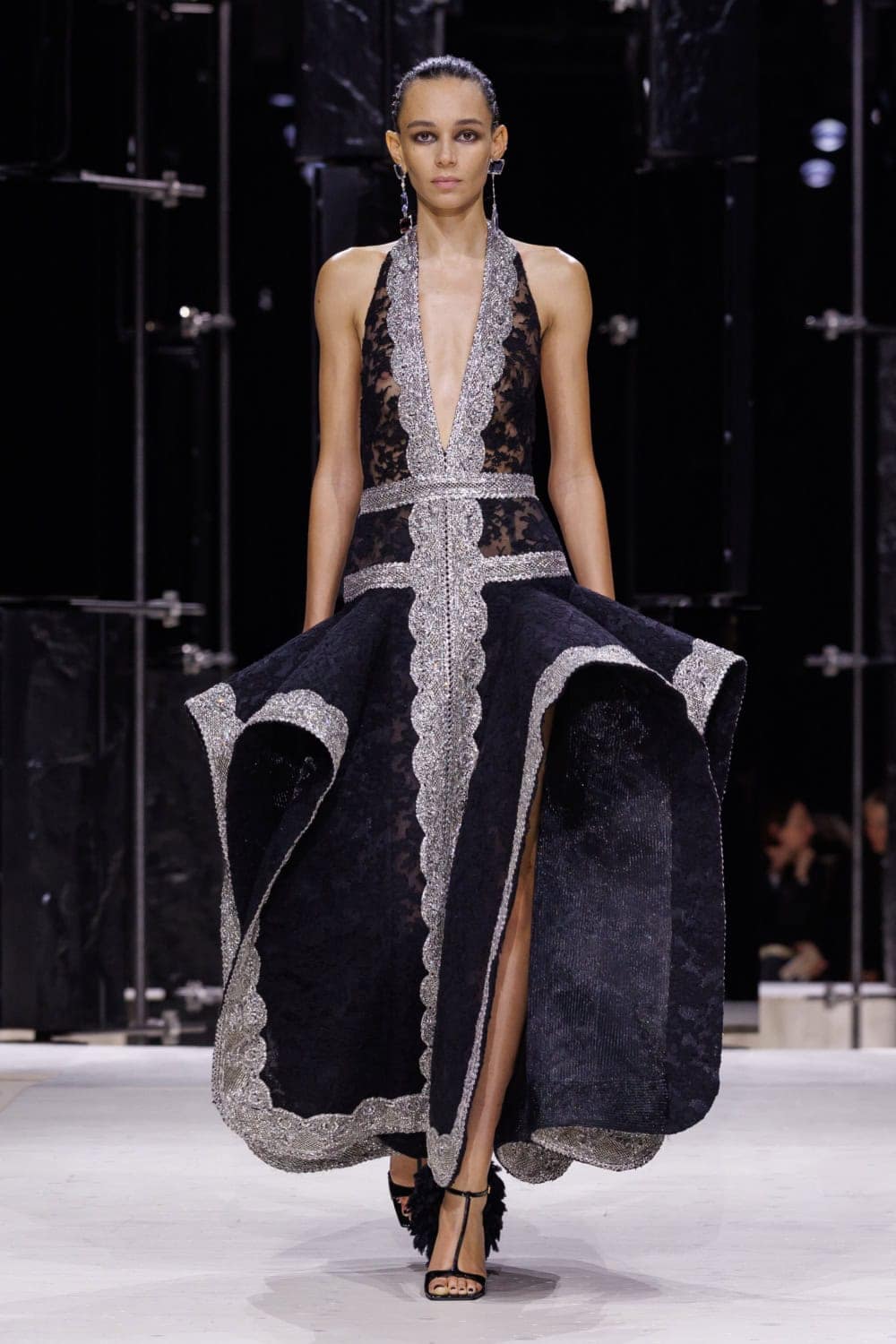 Givenchy: Ready-To-Wear AW26 - 10 Magazine
